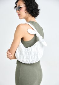 BOW - Handtasche - offwhite