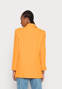 ONLY ONLLANA - Casaco curto - flame orange