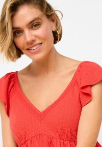 Next FLUTTER SLEEVE HOLIDAY   - REGULAR FIT - Pluus - red
