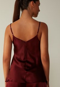 Intimissimi MIT V-AUSSCHNITT - Nachtwäsche Shirt - rot dark red
