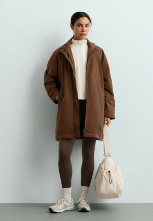 OYSHO, FELLEX® AEROGEL 10K WATERPROOF PADDED JACKET - Waterproof jacket - mocha