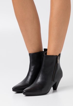 bugatti, Bottines - black