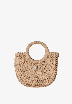 Béžová taška z tkaného slamy s kruhovými rúčkami a malým strieborným emblémom uprostred prednej strany.