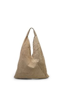 Beige suède hobo tas met een driehoekige vorm, voorzien van een enkele korte hengel en een zachte textuur, ontworpen voor casual gebruik.