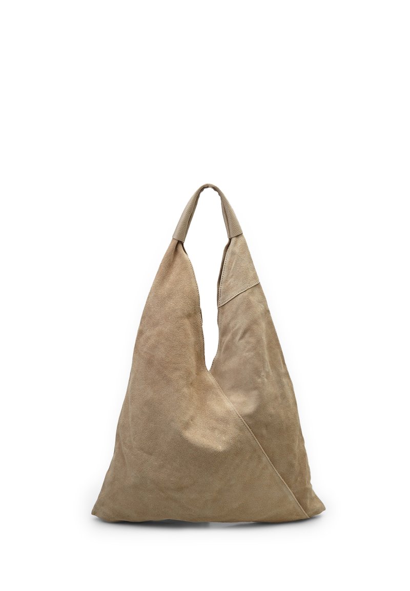 Beige suède hobo tas met een driehoekige vorm, voorzien van een enkele korte hengel en een zachte textuur, ontworpen voor casual gebruik.