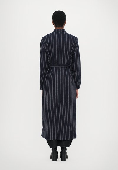 Henrik Vibskov EVENING COAT - Classic coat - dark blue