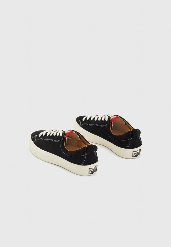 VM003 SUEDE LO UNISEX - Trainers3