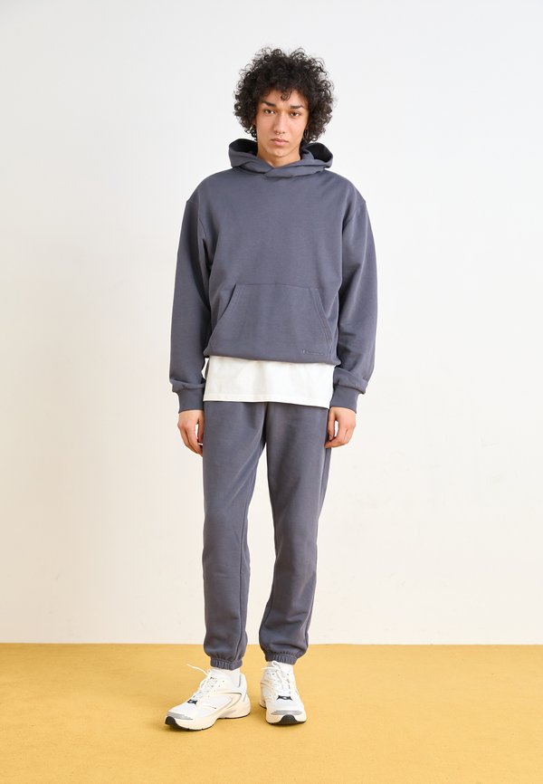 ELASTIC CUFF PANTS - Tracksuit bottoms3