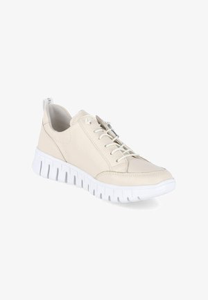 Beżowy skórzany sneaker z białą grubą podeszwą, sznurowany z przodu i zamkiem błyskawicznym po boku dla łatwego zakładania, pokazany na białym tle.