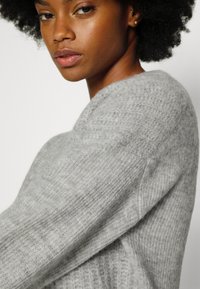 Marc O'Polo Camisola - dried clay melange