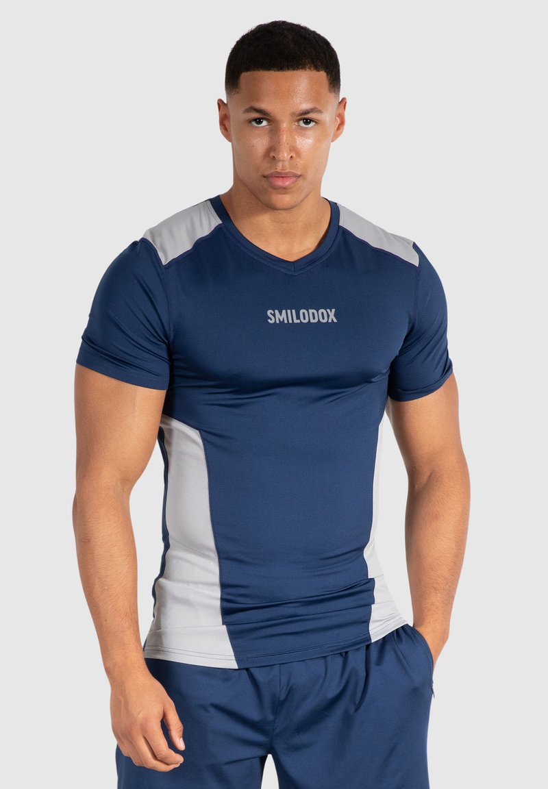 Smilodox MAISON - T-shirt print - dunkelblau