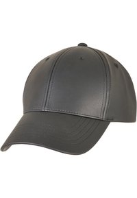 Svart skinnbaseballcaps med en strukturert design, som har sekspanelkonstruksjon og sømdetaljer på visiret og krone.