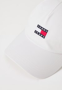 Tommy Jeans HERITAGE CORE 5 PANEL UNISEX - Cap - white