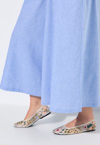 Ulla Popken ECO WIDE CULOTTES - Tygbyxor - sky blue