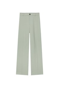 Pantalons large en vert clair, fabriqués à partir d'un matériau lisse. Ils disposent d'une fermeture à bouton à l'avant et de passants de ceinture, avec de subtiles lignes verticales.