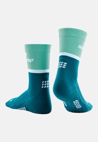 CEP THE RUN COMPRESSION SOCKS MID CUT WOMEN - MADE IN GERMANY - Sports socks - ocean petrol