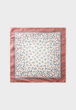 Foulard carré en soie avec des formes courbes corail et grises sur fond blanc, bordure corail et logo Coccinelle en bas à droite.
