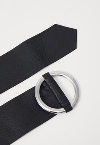 Vanzetti BELT WITH RING - Cinturón de cintura - black