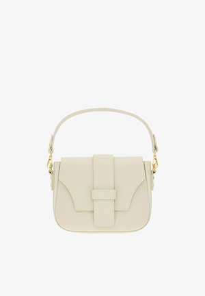 Kremowa skórzana torba na ramię z klapą i zapięciem na pasek, z efektownymi, złotymi akcentami z metalu po bokach.