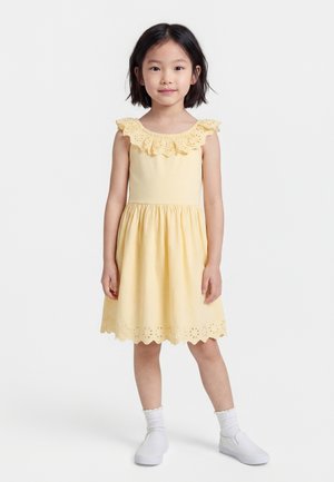 GAP EYELET TRIM DRESS - Robe de jour - light yellow