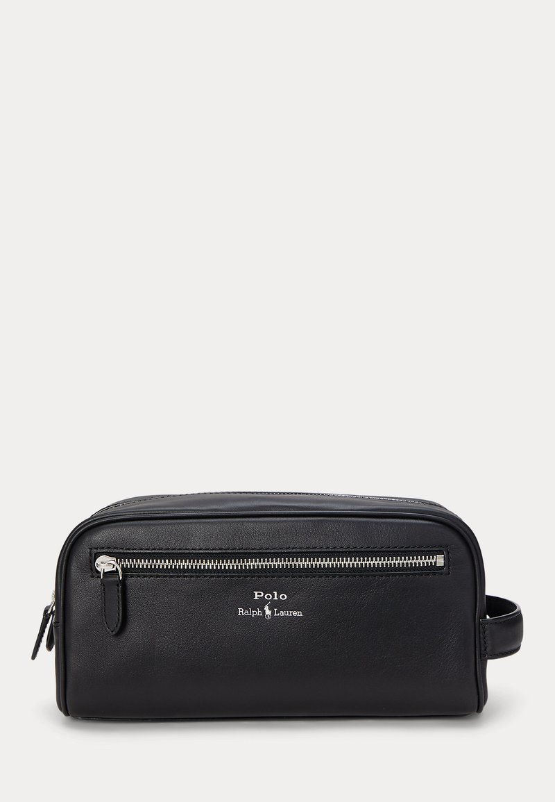 Crna Polo Ralph Lauren kožna torbica za toaletne potrepštine s prednjim džepom na patentni zatvarač i bočnom ručkom.