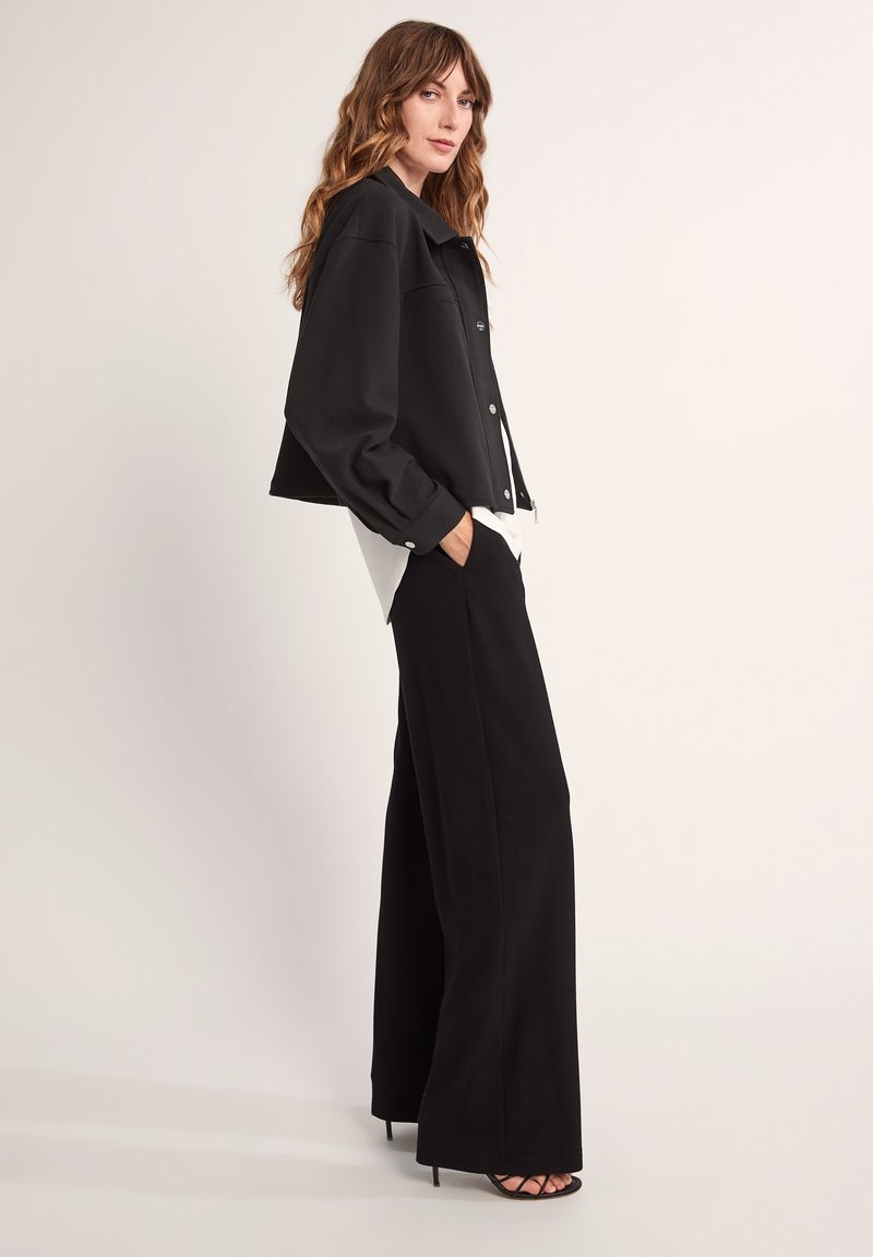 Damen Leichte Jacken | comma Übergangsjacke black/schwarz - XR90207 Damen Leichte Jacken | comma Übergangsjacke black/schwarz - XR90207