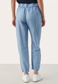 Part Two SHENAS - Tygbyxor - faded denim
