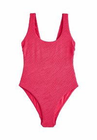 Costum de baie dintr-o singură piesă, roz aprins, cu textură, bretele late și decolteu rotund, prezentat pe un fundal alb.