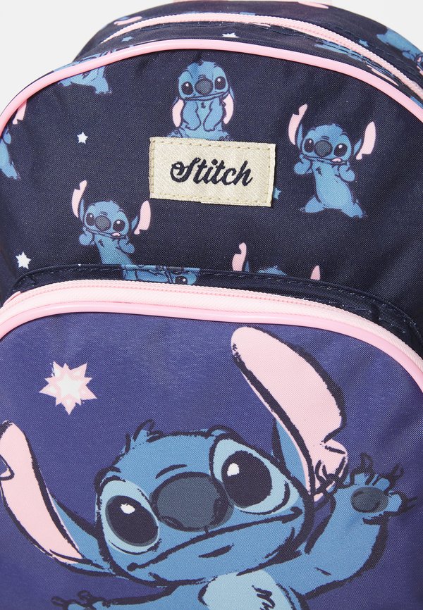 BACKPACK STITCH FRIENDSHIP FUN UNISEX – Schulranzen