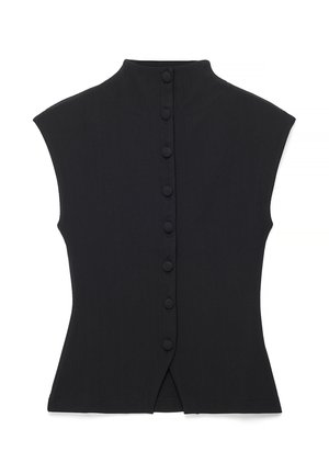 Čierny top bez rukávov s vysokým golierom, zapínaním na sedem gombíkov potiahnutých látkou vpredu a miernym rozparkom na leme.