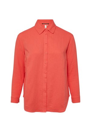 Korallenfarbenes Langarmhemd mit Knöpfen, spitzem Kragen und strukturiertem Stoff, frontal auf weißem Hintergrund gezeigt.