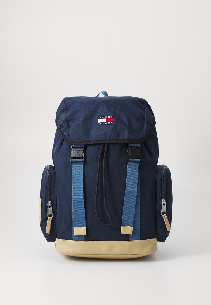 Tommy Jeans DAILY ELEVATED FLAP BACKPACK Rucksack blue/dark
