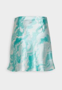 Satinminikjol i akvamarin med ett virvlande mönster. Har en figursydd midja och ett svängande fåll. Slät textur med en glansig yta.