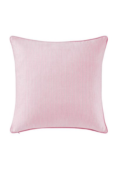 Τετράγωνο μαξιλάρι με λεπτές κάθετες ροζ και λευκές ρίγες και ροζ περιμετρικό χείλος πάνω σε λευκό φόντο.