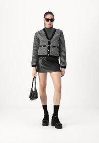 YAS YASCHARLA - Kardiganas - black patternstar white