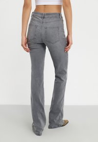 Even&Odd Tall Trapezaste traperice - grey denim