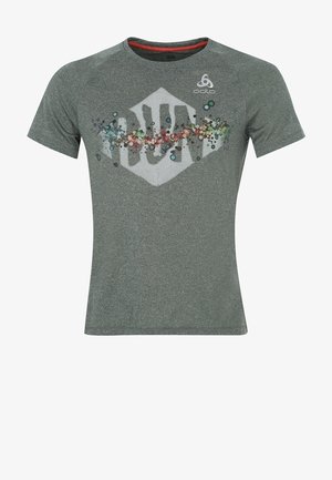 T-shirt de sport gris à manches courtes avec un logo hexagonal et un motif coloré de bulles sur la poitrine, ainsi qu'un petit logo de marque blanc en haut à droite.