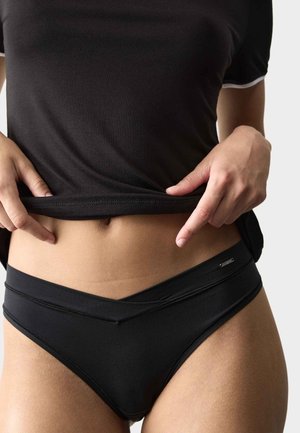 Marks & Spencer, 4PK FLEXIFIT™ BRAZILIAN KNICKERS - Brazilian-trusser - black