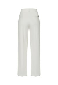 Witte op maat gemaakte broek met een gladde textuur, brede pijpen en een enkele achterzak. Ontworpen voor een gestroomlijnde silhouet.