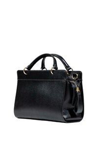 Borsa a mano in pelle nera, con una forma strutturata, doppio manico superiore, dettagli in hardware dorato e una tasca laterale con zip per un'ulteriore funzionalità.