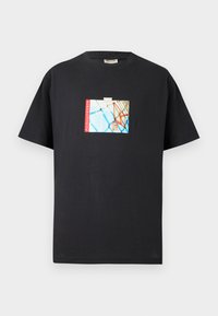 Black cotton t-shirt featuring a graphic print of a basketball hoop on a blue background with red "parkwayCOURTS" text accent.