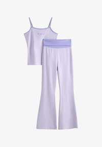 Wybrany, light lilac