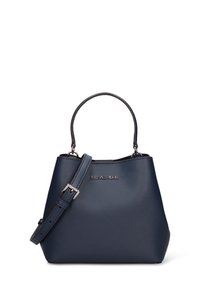 Donkerblauwe synthetische handtas met een gestructureerd ontwerp, korte bovenhandgreep, verstelbare schouderriem en zilveren logodetail.