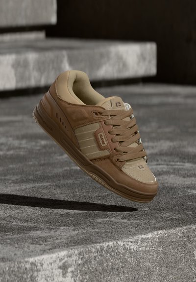 Globe FUSION Unisex