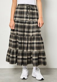 PLAID TIERED BOOHOO - Maxirok - black