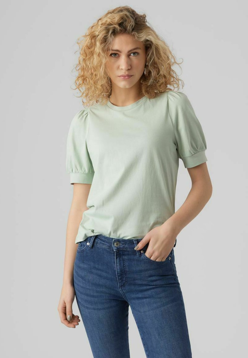 Vero Moda - KERRY O-NECK - Blūze - silt green, Palielināt