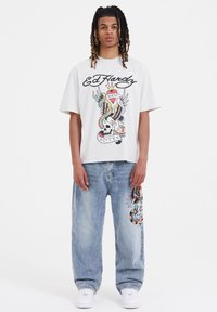 Ed Hardy SKULL SNAKE EAGLE TATTOO GRAPHIC - Jeansy Relaxed Fit