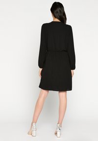 LolaLiza Kasdienė suknelė - black