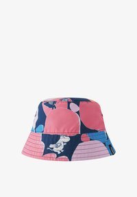 Unselected, soft coral