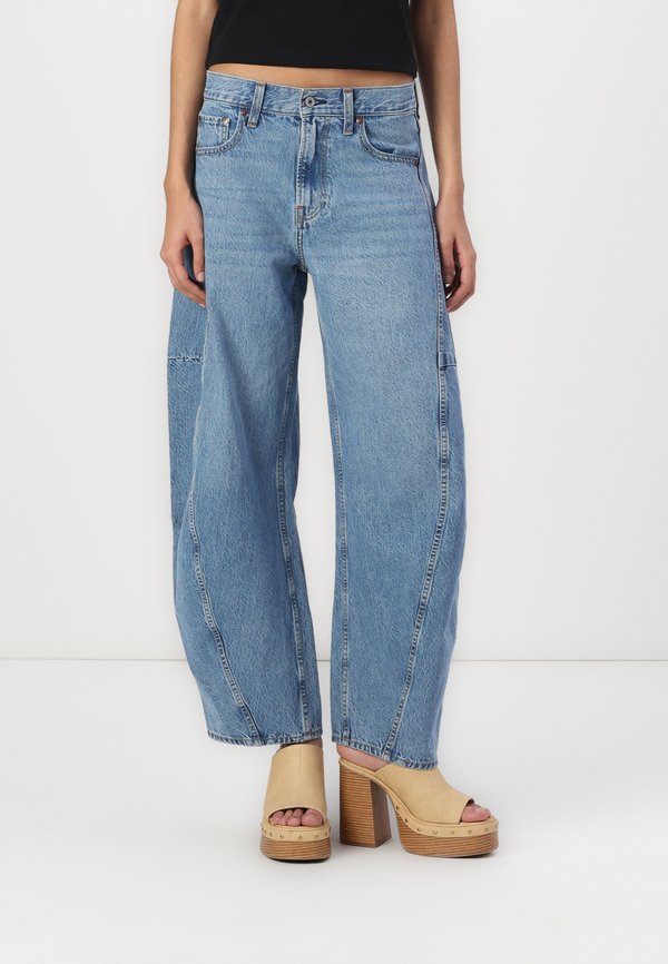 Mid Rise Ultra Barrel Jean - Relaxed fit jeans